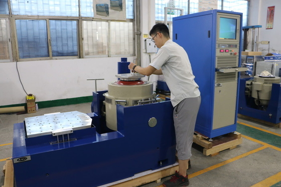 elektromagnetische Prüfmaschine der Erschütterungs-3000kg.f mit MIL-STD LÄRM ISTA