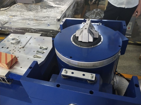100mm Max Armature Displacement Electrodynamic Vibration System mit Max Table Size von 1500x1500mm